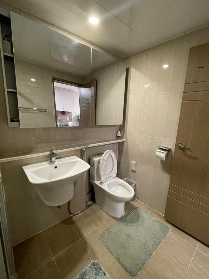 Spacious Luxury Condo W/ Kitchen Beside Hilton Clark D'Heights Ángeles Extérieur photo